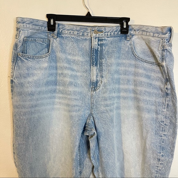 SOLD New American Eagle Plus Size Mom Jeans Size 24 - Picture 4 of 10